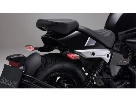 BENELLI 400 Bobber, 123