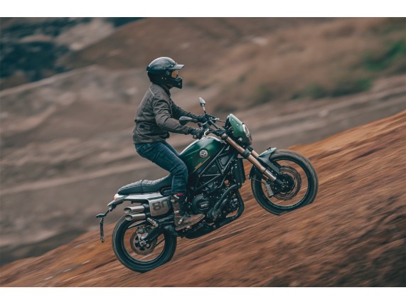 BENELLI 800 LEONCINO T E5, 0004665