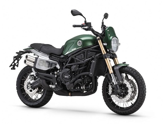 BENELLI 800 LEONCINO Trail, 123