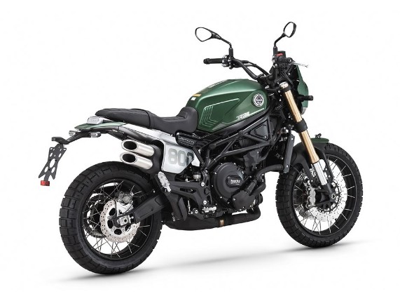 BENELLI 800 LEONCINO Trail, 123