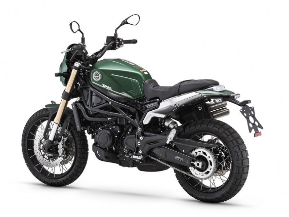 BENELLI 800 LEONCINO Trail, 123