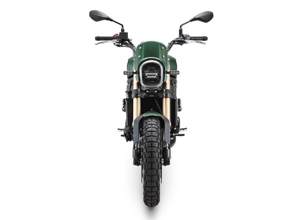 BENELLI 800 LEONCINO Trail, 123
