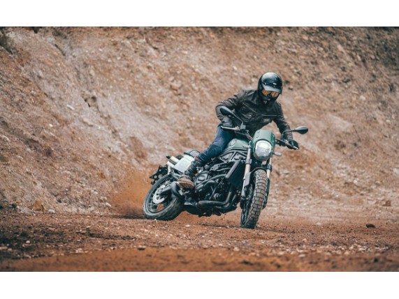 BENELLI 800 LEONCINO, ZBNP37011NBE35979