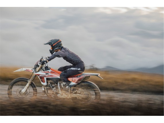 FANTIC 300 XE 2-Takt Hard-Enduro, ZFMXE300ARM000164