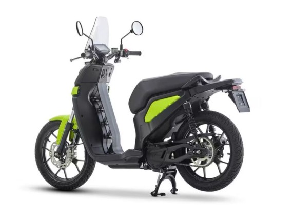 FANTIC 45 Issimo City E-Roller, 0004759