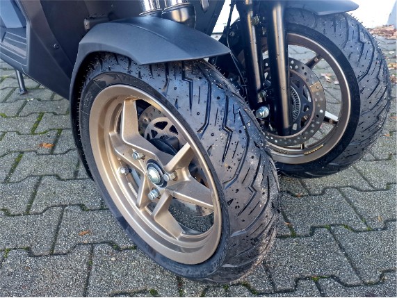 KYMCO 550 i  CV-3, 0003562