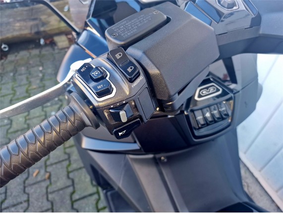 KYMCO 550 i  CV-3, 0003562