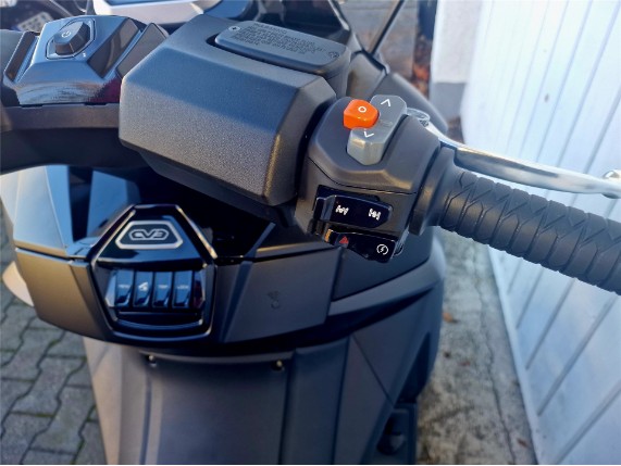 KYMCO 550 i  CV-3, 0003562