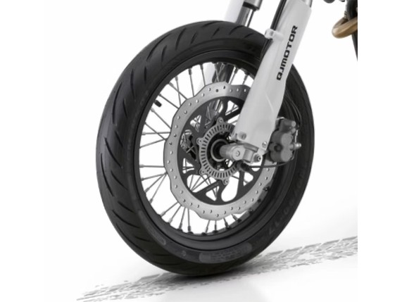 QJ-MOTORS 125 COV SM Super-Moto, 0004957