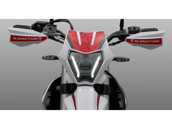 QJ-MOTORS 125 COV SM Super-Moto, 0004958
