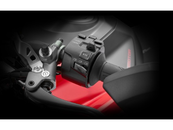 QJ-MOTORS SRK 921 Naked, 0004955