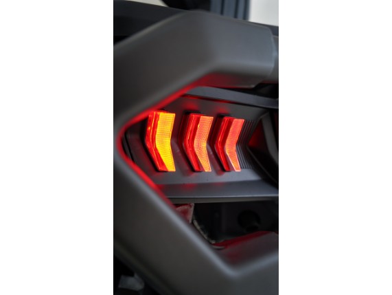 SPORTIVA 1000 DUALE EPS ABS, 0004640