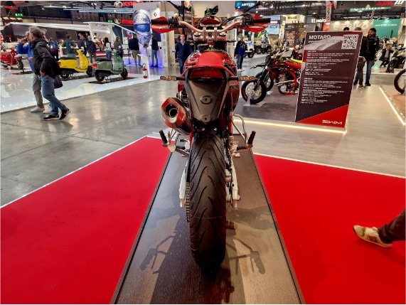 SWM 125 SM-R Special, 0004589