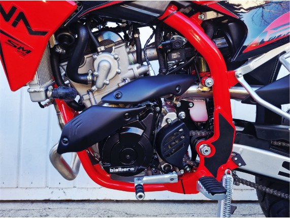 SWM 125 SM-R Special, 0004602