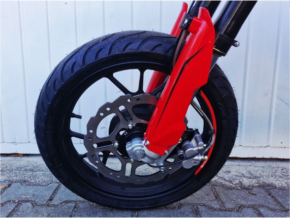 SWM 125 SM-R Special, 0004602