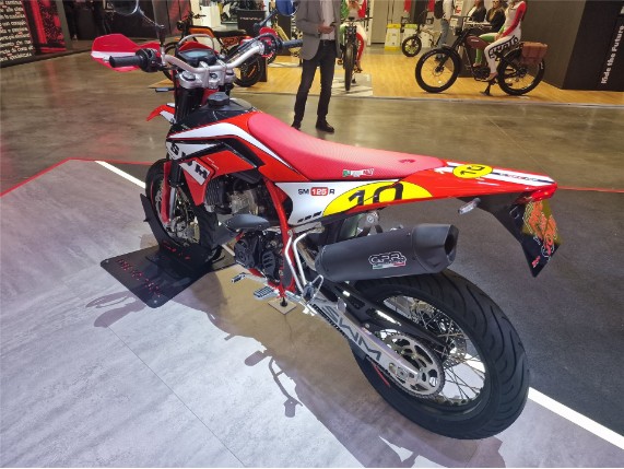 SWM 125 SM-R Super-Moto, 0004798