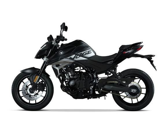 VOGE 625 R Naked, 0004840