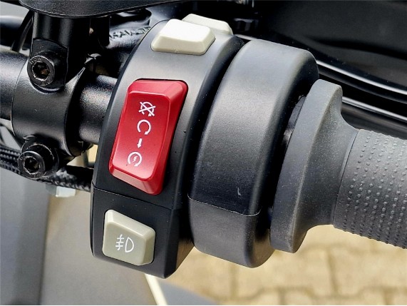 VOGE 900 DS-X, 0004394