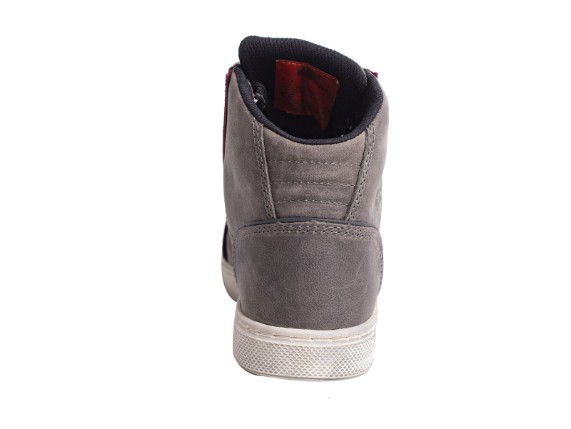 Schuh20200420-4_jhinten