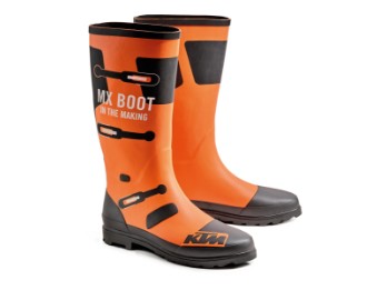 RUBBER BOOTS