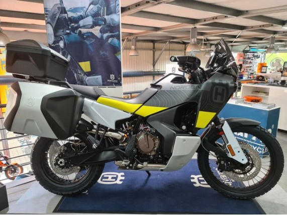 HUSQVARNA NORDEN 901, TRAVEL EDITION