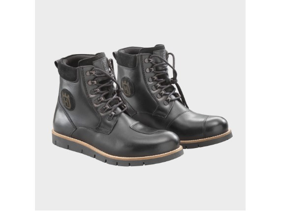 pho_hs_pers_vs_62376_3hs20003060x_pursuit_shoes_front_45de__sall__awsg__v1