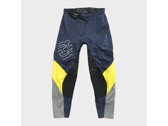 pho_hs_pers_vs_65181_3hs21000500x_kids_railed_pants_front__sall__awsg__v1