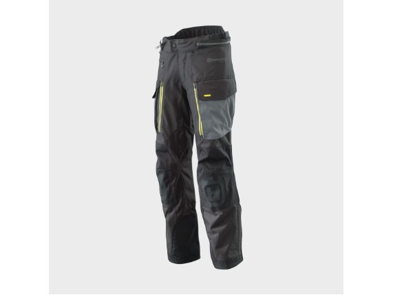 pho_hs_pers_vs_94024_3hs22004250x_scalar_wp_pants_front45de__sall__awsg__v1