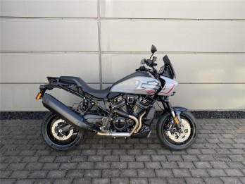 Pan America 1250 ST