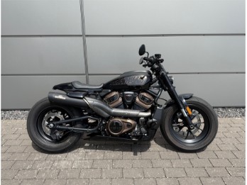 Sportster S