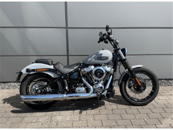 Street Bob