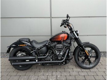 Street Bob 114