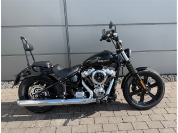 Street Bob 117