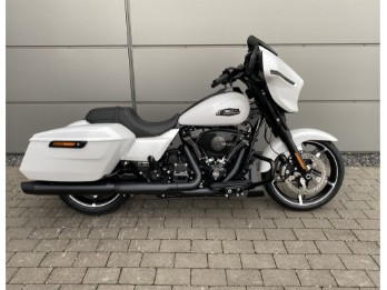 Street Glide