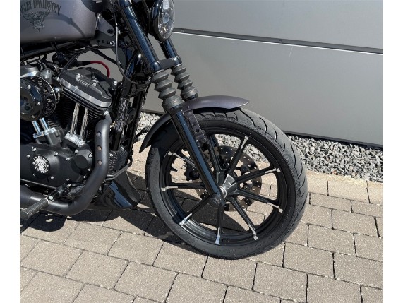 Harley-Davidson 883 Iron, 0009589