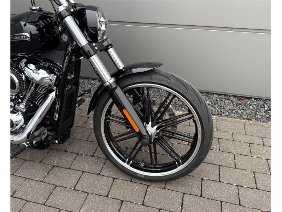 Harley-Davidson Breakout 114, 0010001