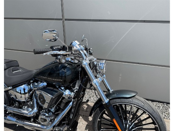 Harley-Davidson Breakout 117, 0010157
