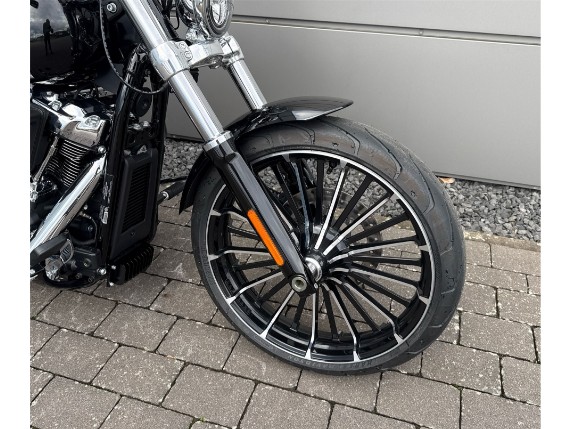 Harley-Davidson Breakout 117, 0010318