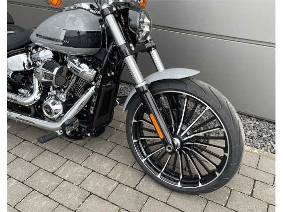 Harley-Davidson Breakout 117
