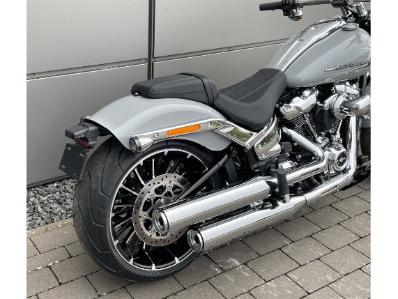 Harley-Davidson Breakout 117