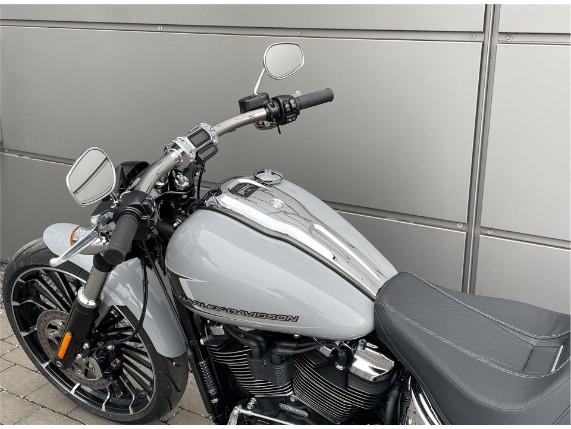 Harley-Davidson Breakout 117