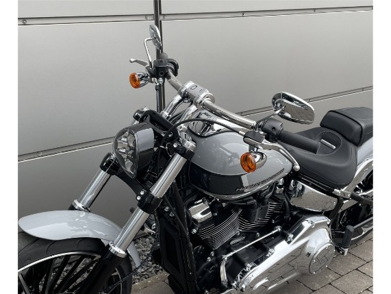 Harley-Davidson Breakout 117