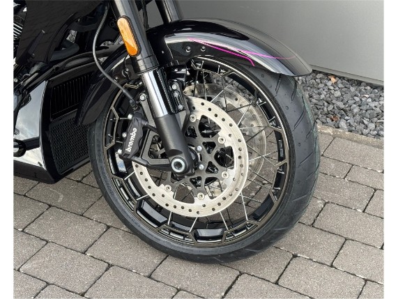 Harley-Davidson CVO Road Glide, 0010023