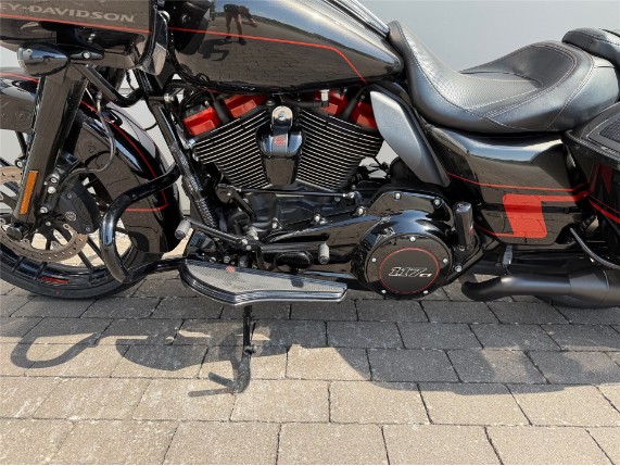 Harley-Davidson CVO Road Glide, 0010212