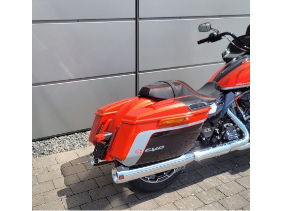 Harley-Davidson CVO Road Glide, 5HD1TC642RS955916