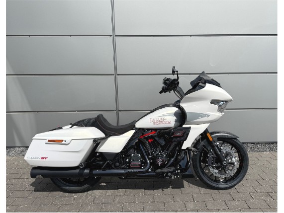 Harley-Davidson CVO Road Glide ST, 0009675