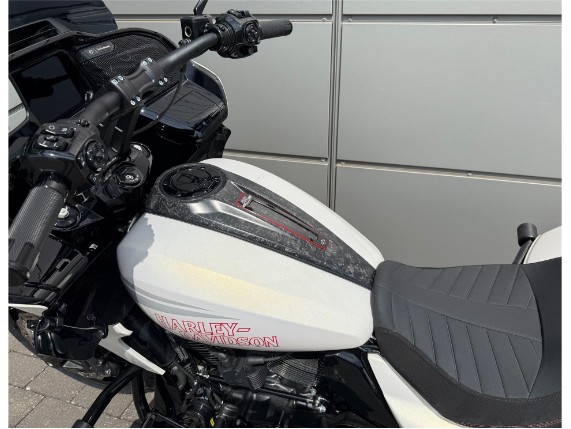 Harley-Davidson CVO Road Glide ST, 0009675