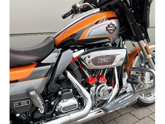 Harley-Davidson CVO Street Glide, 0010059