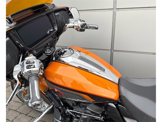 Harley-Davidson CVO Street Glide, 0010059