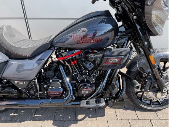 Harley-Davidson CVO Street Glide ST, 0010213